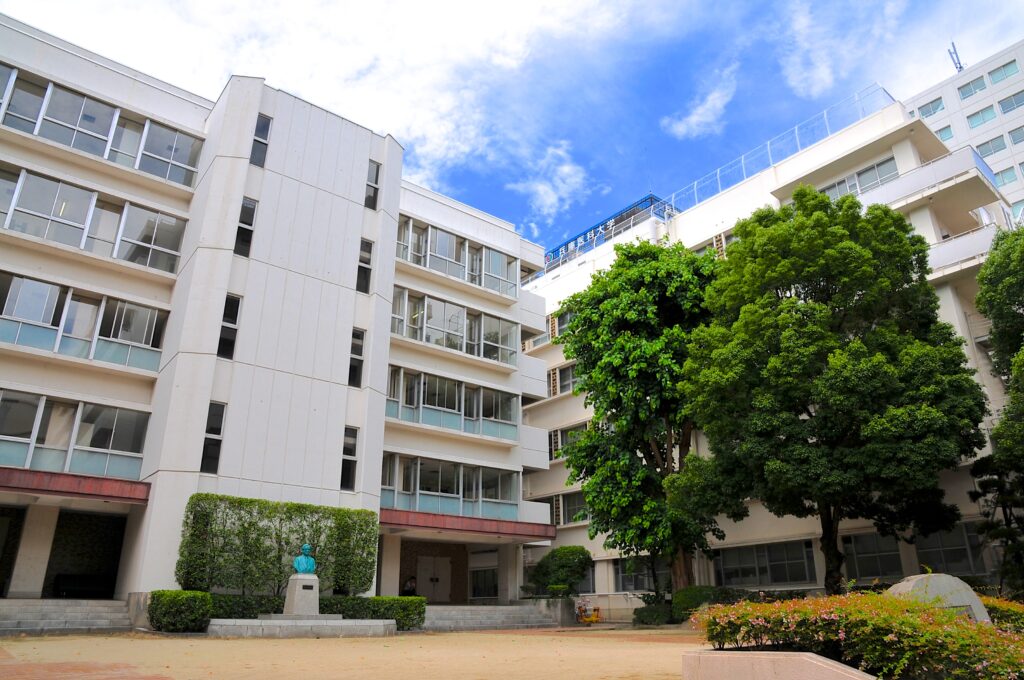 兵庫医科大学おそらく旧校舎の写真