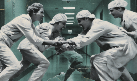 争う医師イメージ